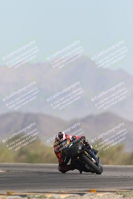 media/Oct-26-2025-Race Pace (Sun) [[c1447ca738]]/Non Verified (1st 20 Minutes of every Hour)/4-Turn 14 (1110am)/